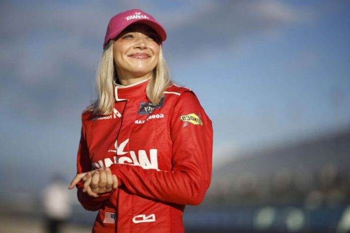 Natalie Decker Daytona Return (4)