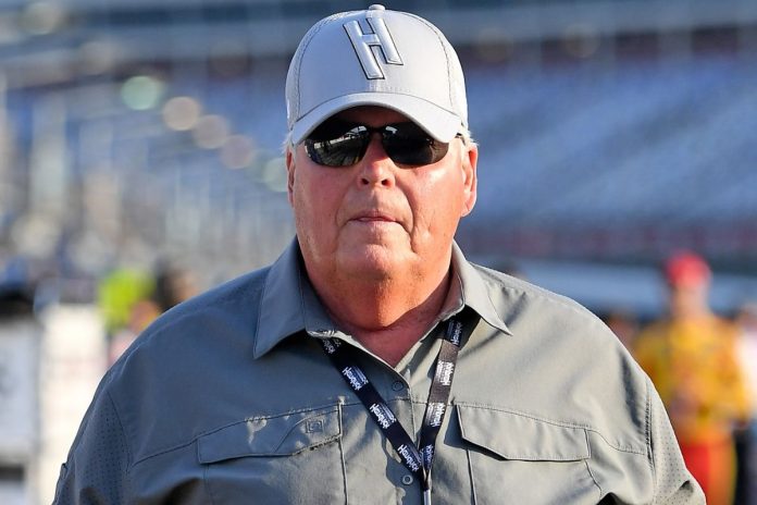 Rick Hendrick Star Driver Keeps Silent (3)