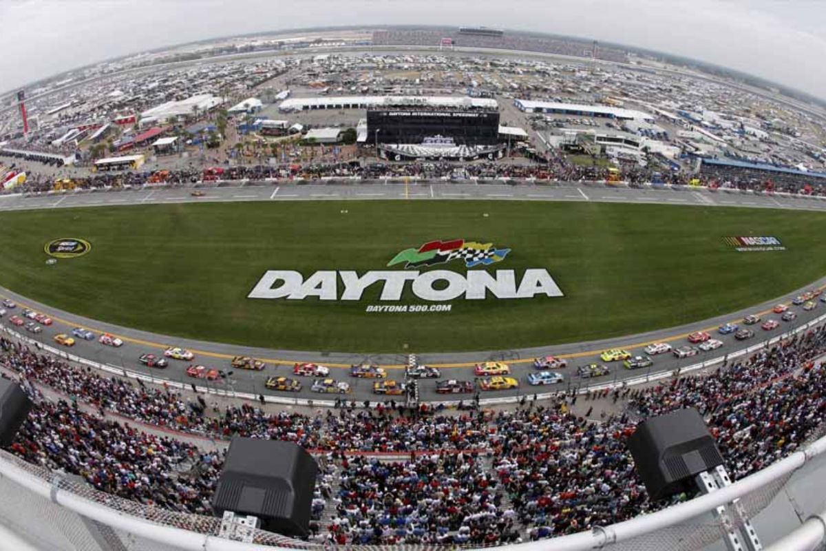 Unveiling Daytona 500 Epic Venue (2)