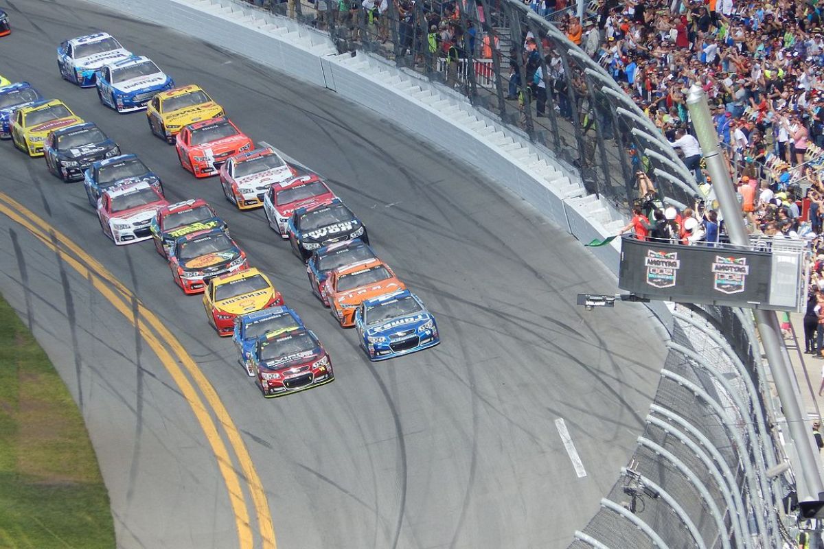 Will Daytona Witness History Again (2)
