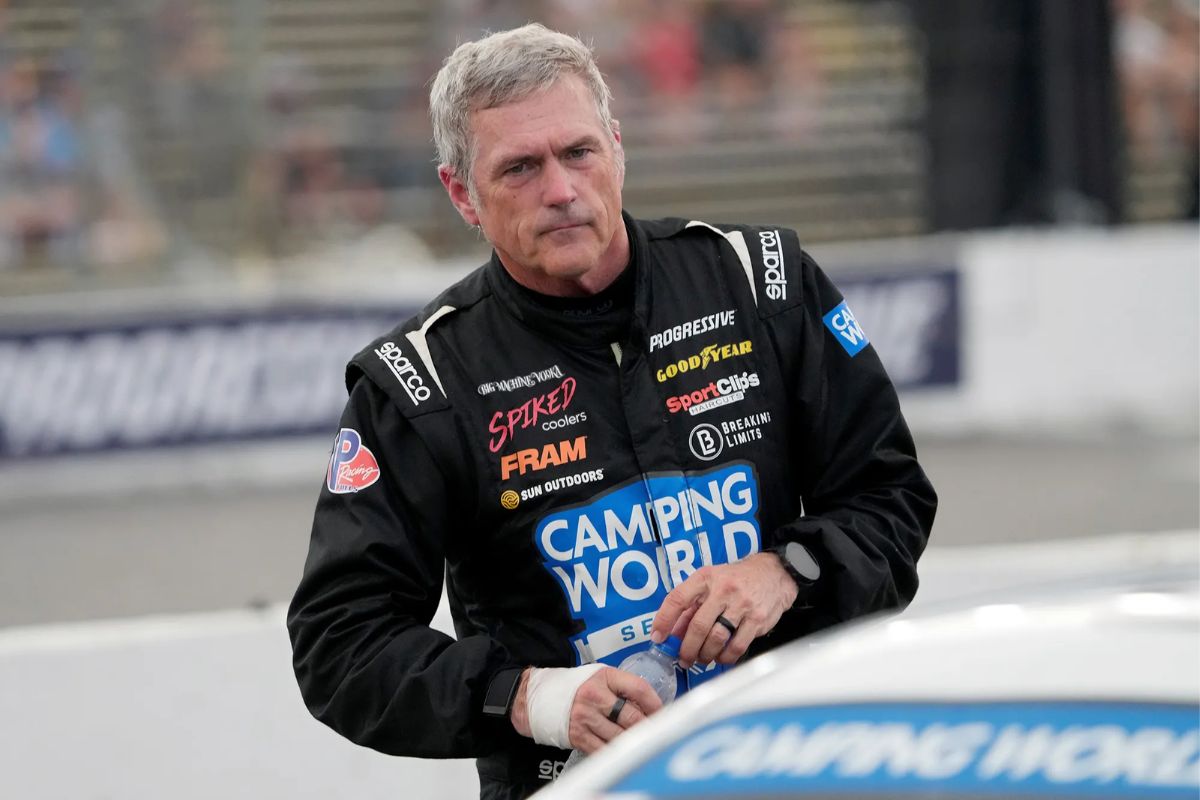 Bobby Labonte JGR Comeback (1)