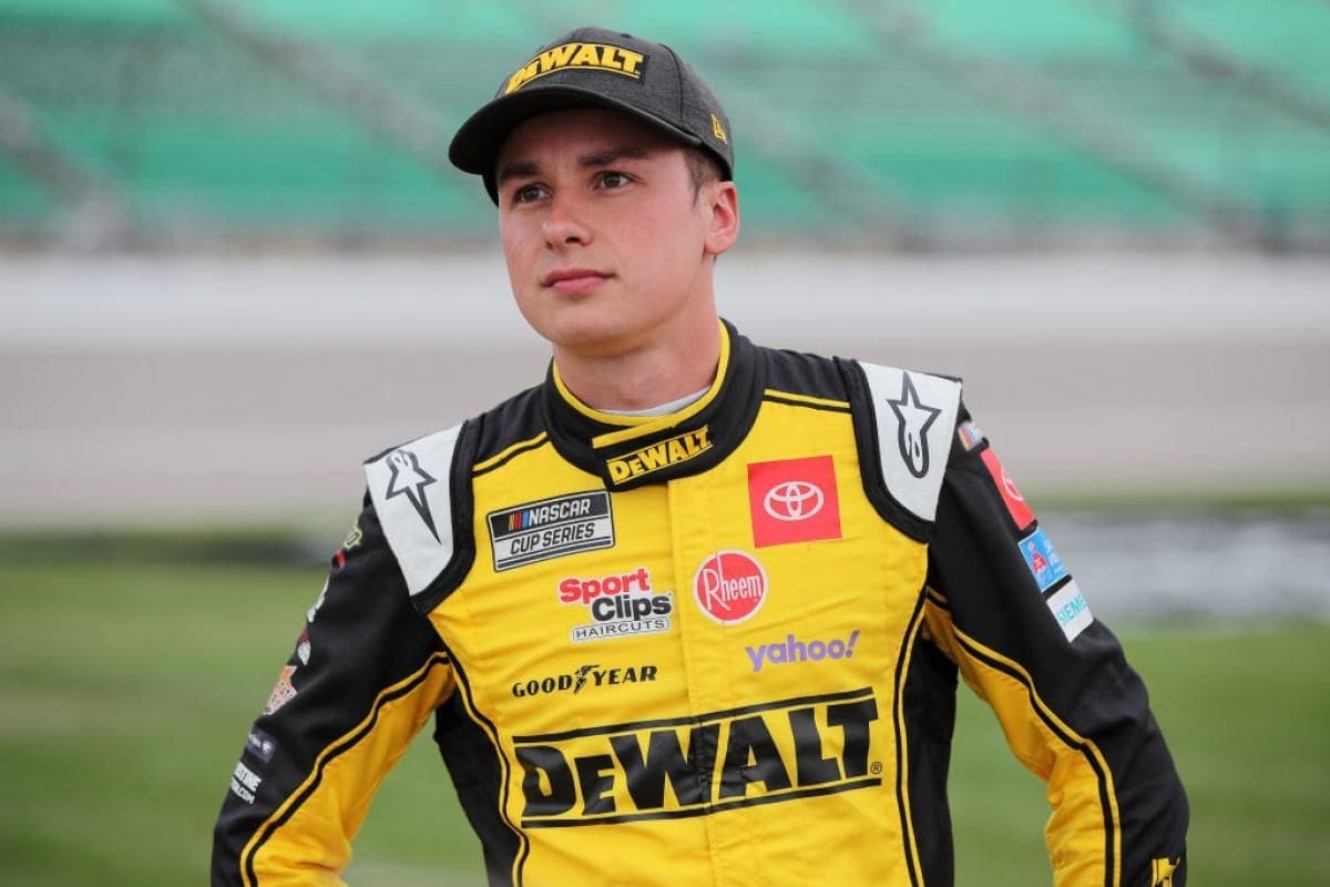 Fans Praise Christopher Bell's Fox Allegations 3