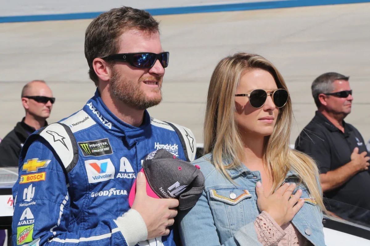 Dale Earnhardt Jr Wife Amy (2)