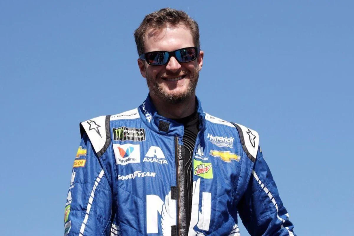 Dale Earnhardt Jr. Returns (3)