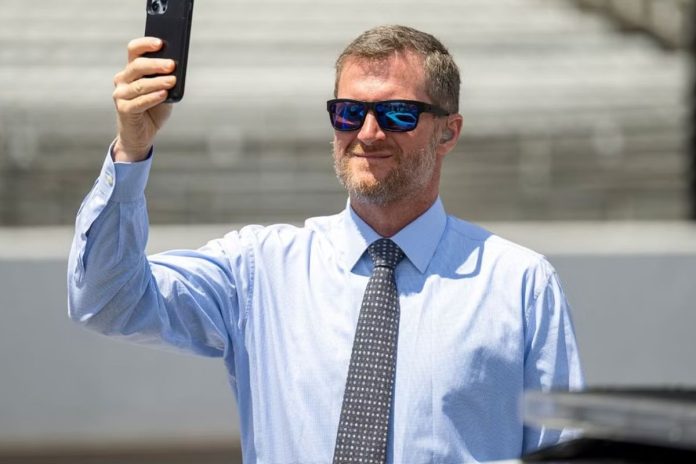 Dale Jr.'s Dream Destination Revealed (3)