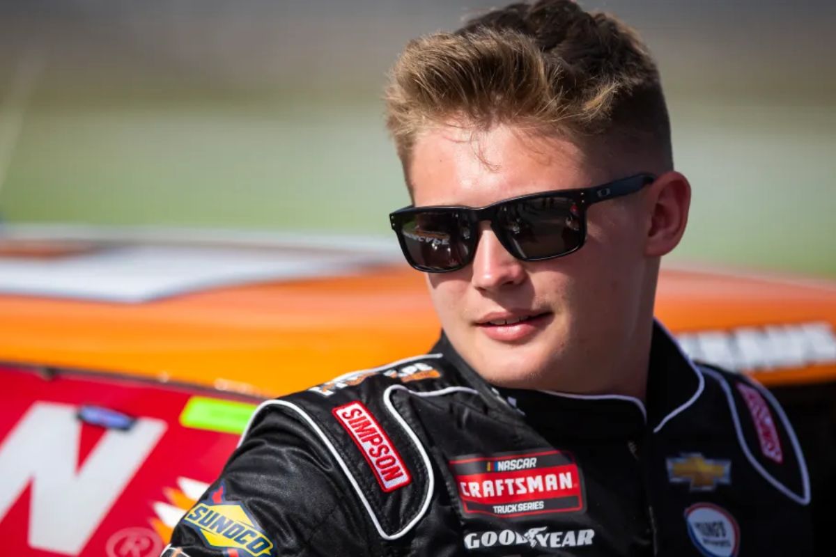 Derek Kraus Exposes Cup Series Cars (1)