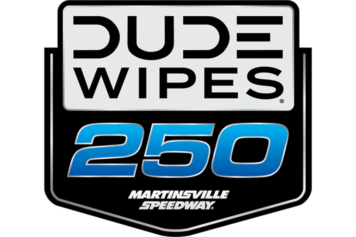 Dude Wipes Sponsors Martinsville's Xfinity Race (3)