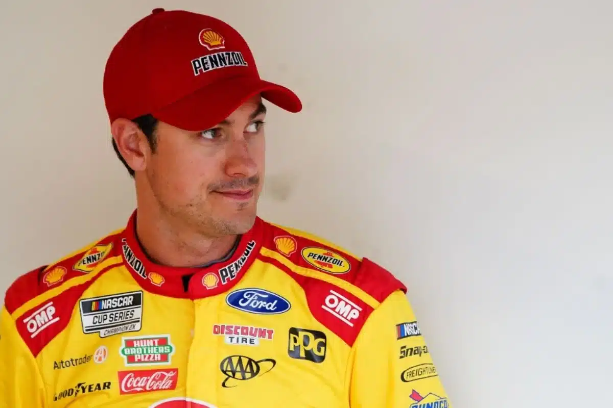 Joey Logano Alerts Drivers 3