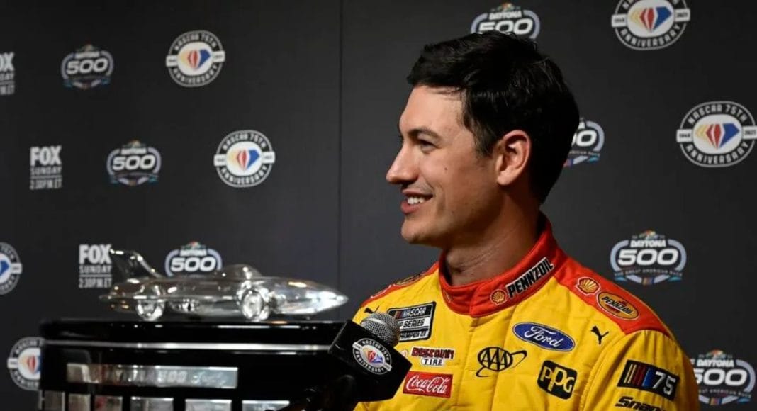 Joey Logano Strikes Gold Again (1)