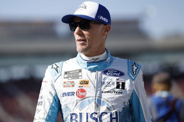 Kevin Harvick Praises JGR Crew Chief (3)