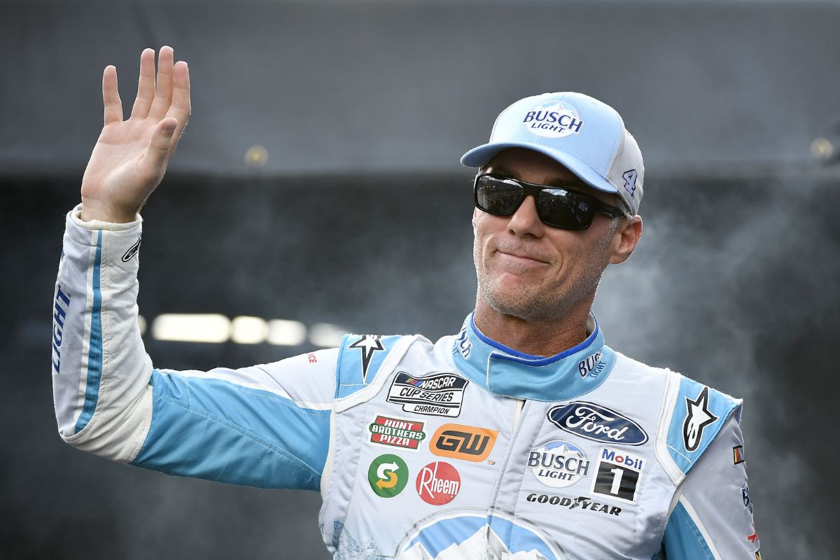 Kevin Harvick Recalls His Retirement (2)