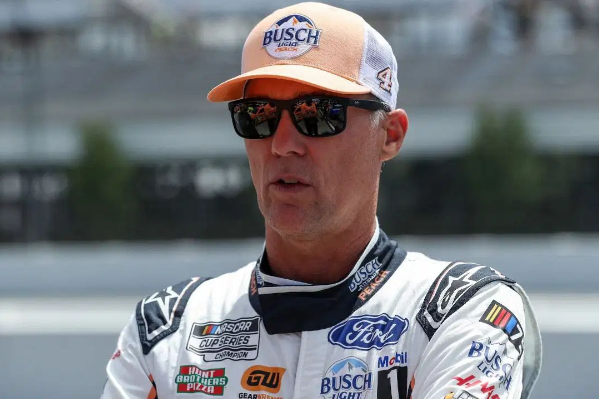 Kevin Harvick's Challenge to Suarez (2)