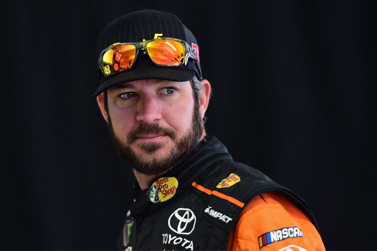 Martin Truex Jr Phoenix Struggles (2)