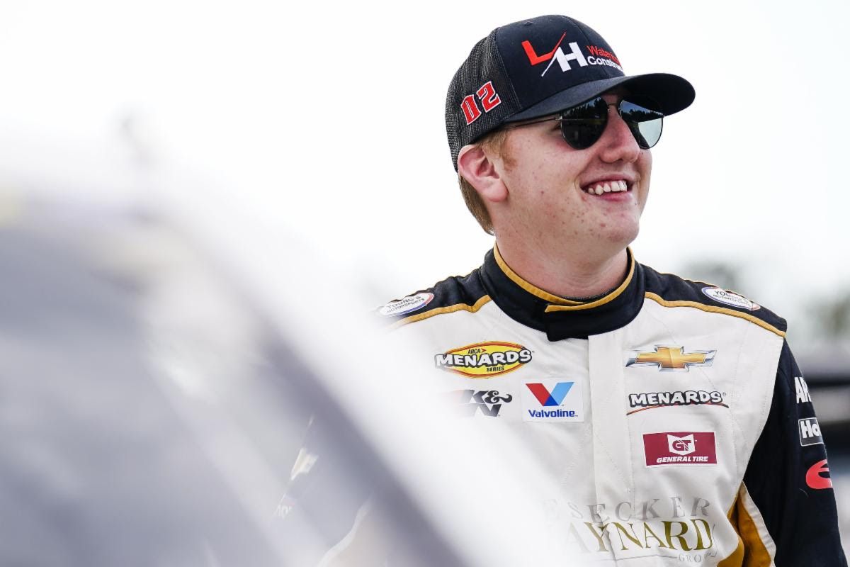 Massey And Honeyman Jr Storm Vegas Race