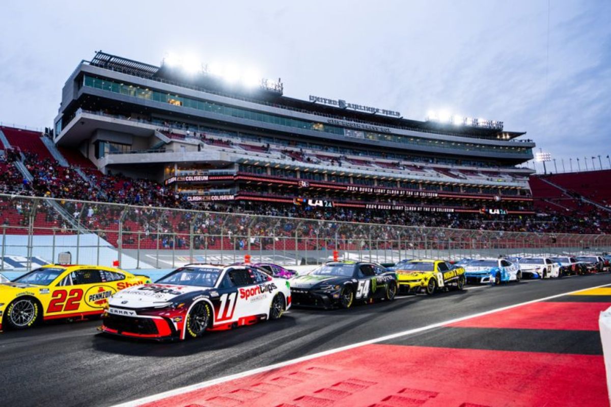 NASCAR Drivers Clash Over Venue Change (2)