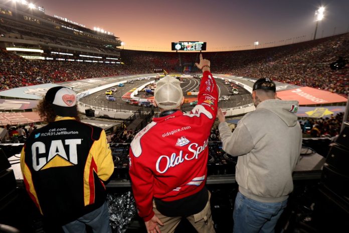 NASCAR Drivers Clash Over Venue Change (3)