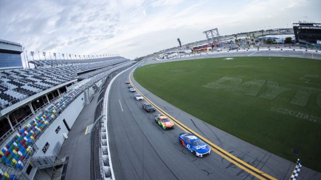 NASCAR's VR Move (2)