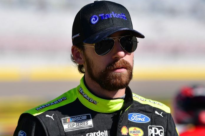 Ryan Blaney's Misfortune Boosts Hamlin