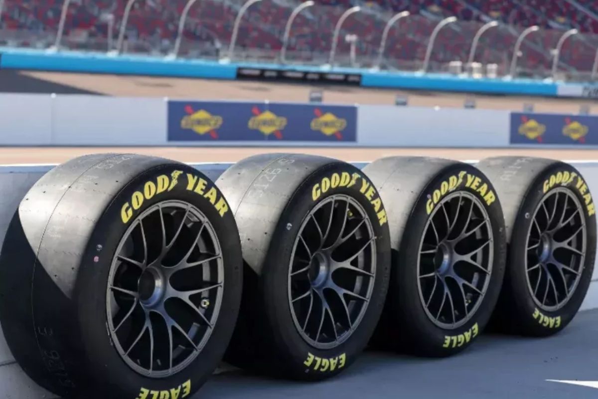 Why NASCAR Drivers Choose Flat Tires (3)