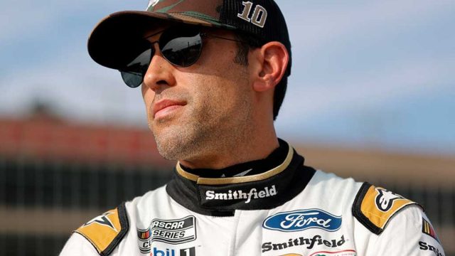 Almirola's Dramatic Win Shakes Up NASCAR (2)