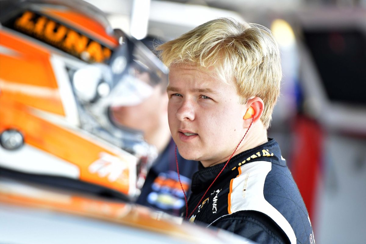 Ankrum Defies Elliott's Ex-Spotter's Doubt (2)