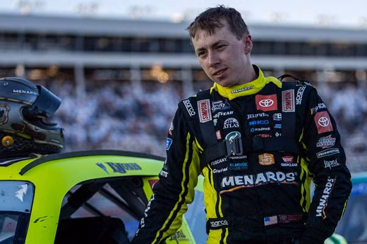 Brandon Jones Secures DUDE Wipes 250 Pole (1)