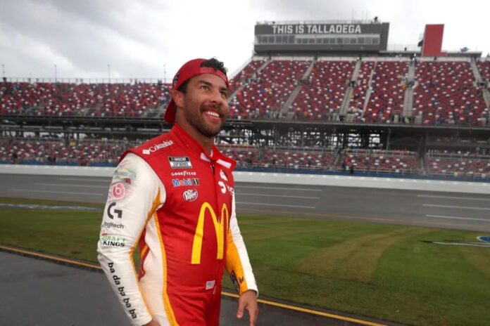 Kevin Harvick Issues Warning to Bubba Wallace 1