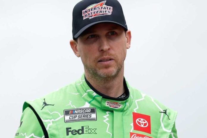 Denny Hamlin Unites NASCAR Fans 1