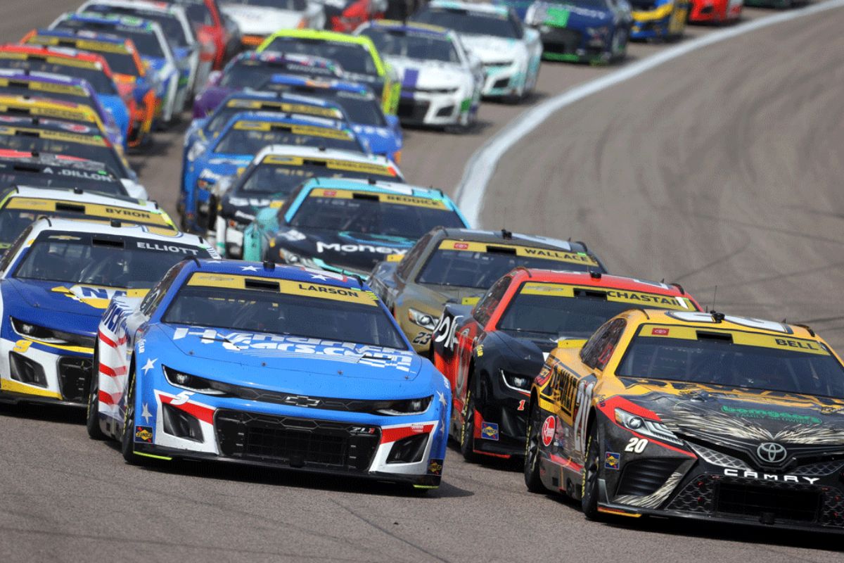 FOX's Martinsville Wreck Coverage Falls Short 2