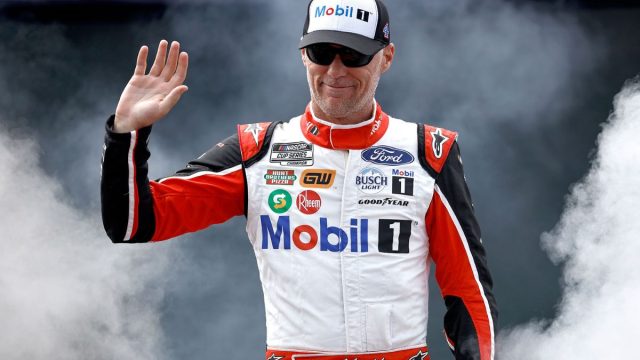 Harvick Reveals Toyota's 'Worst' Flaw Leading (4)