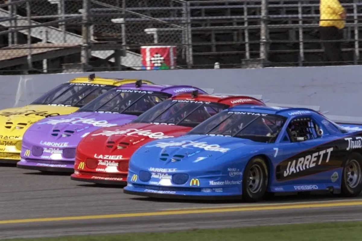 IROC's Racing Revival 3