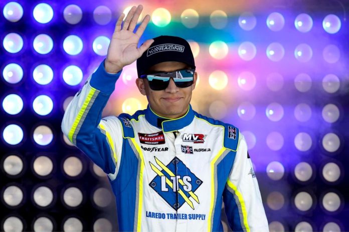 Memphis Villarreal Joins Young's Motorsports (1)