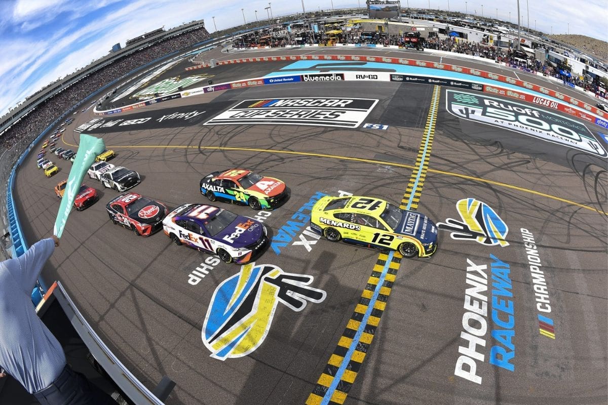 Phoenix Raceway’s Grandstand Sells Out Again 1