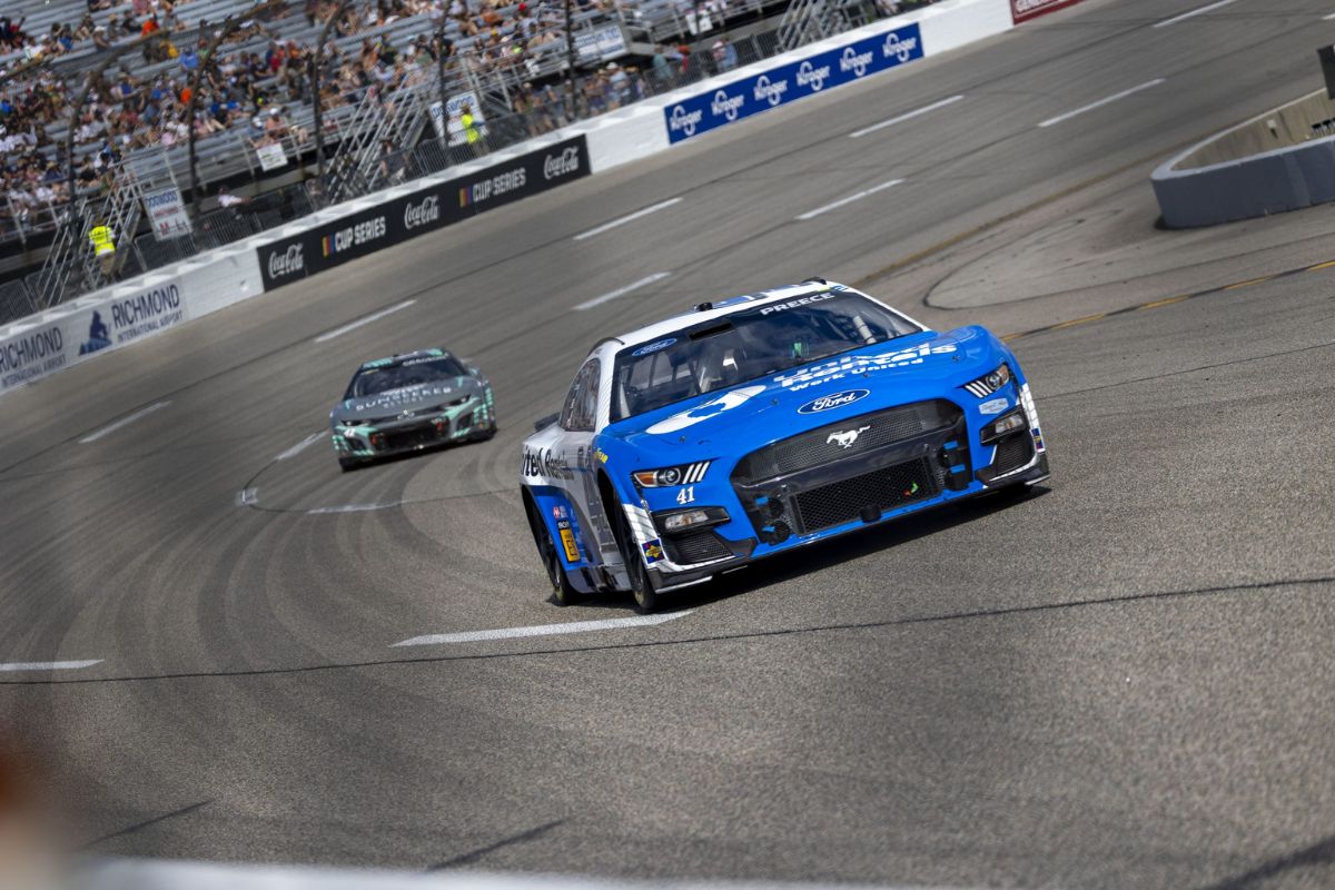 SHR Driver's Martinsville Setback (1)