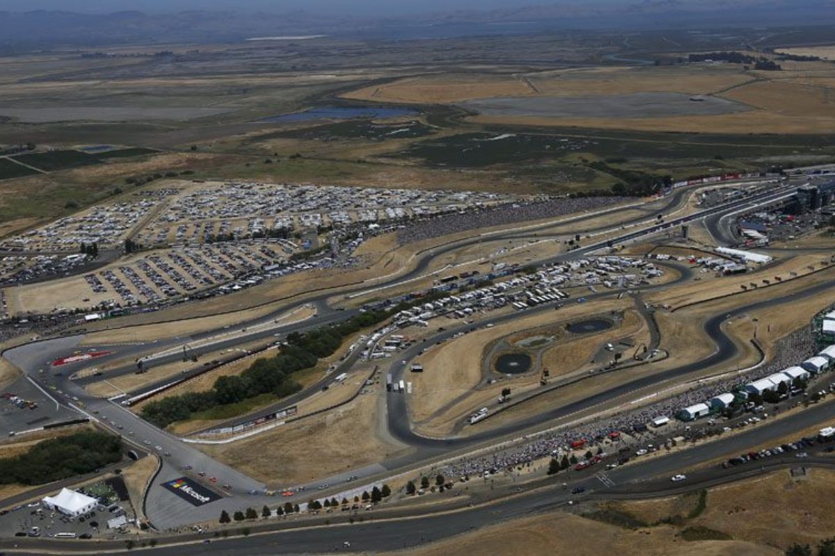 Sonoma's New Surface Collapses