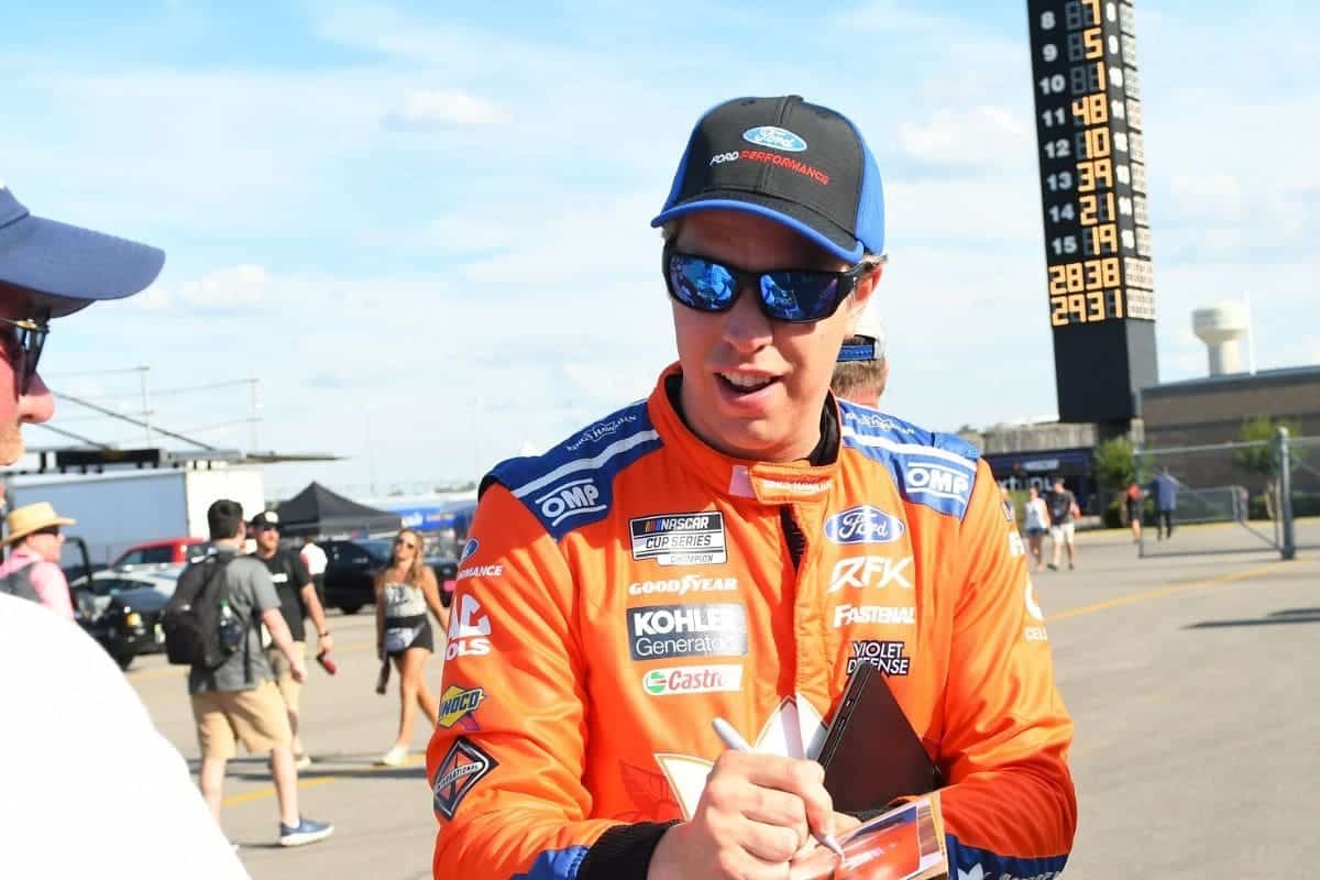 Kevin Harvick's Only Disappointment With Keselowski 3