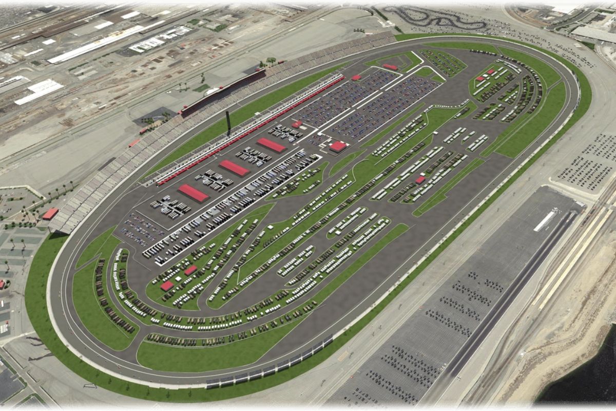 California Speedway Revamp Triggers Fan Backlash (3)