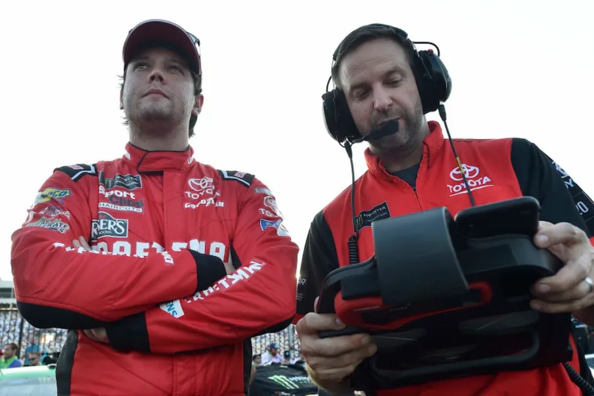 Chris Gayle's Take on All-Star Race's (1)