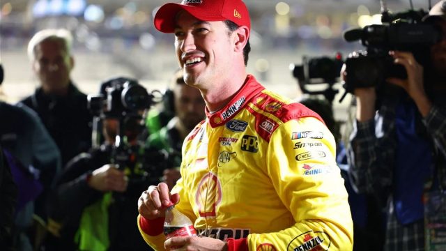 Logano's Pursuit of a Third Cup Championship 2