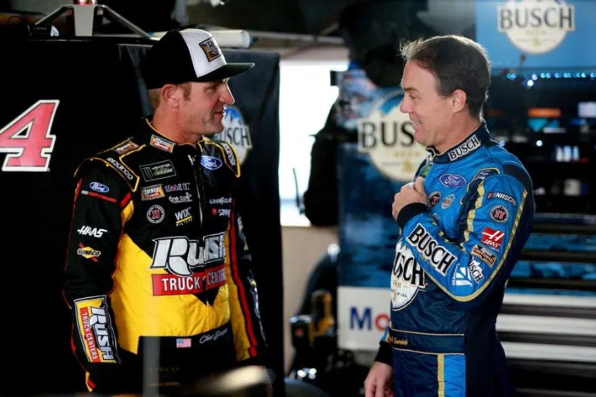 Kevin Harvick Mocks Clint Bowyer 4