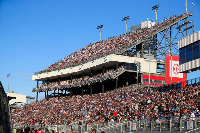 NASCAR Fans Critique NBC's Broadcasting