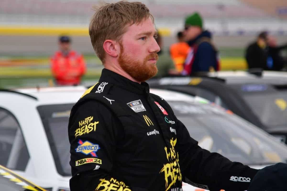 Tyler Reddick Points Finger at Chris Buescher 2