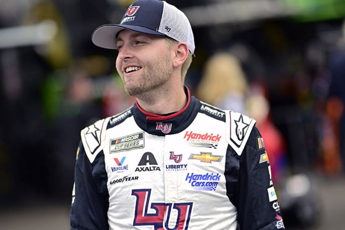 William Byron’s Title Hopes Fades 3