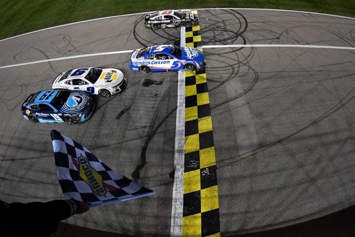 Iowa Speedway Gears Up for Prominent Place 1 Iowa Speedway Gears Up for Prominent Place 1