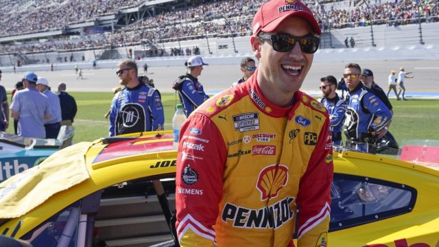 Denny Hamlin Exposes Logano's Furious Reaction 3
