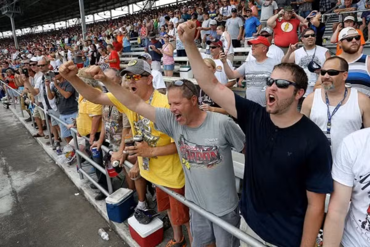Fans Roar as NASCAR Hits Brakes 1