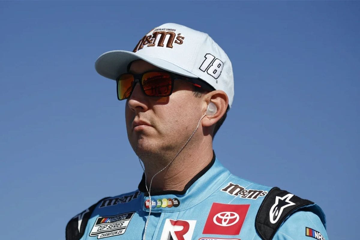 Kevin Harvick Urges Kyle Busch for Consistency 2