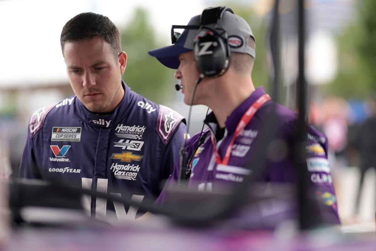 Kevin Harvick Praises Alex Bowman 1