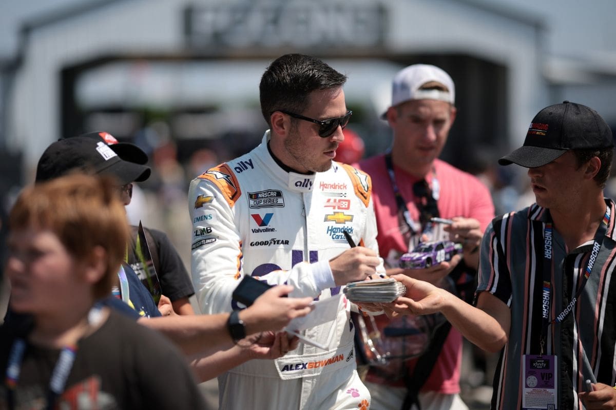 Alex Bowman Confronts NASCAR Rumors and Setbacks 1