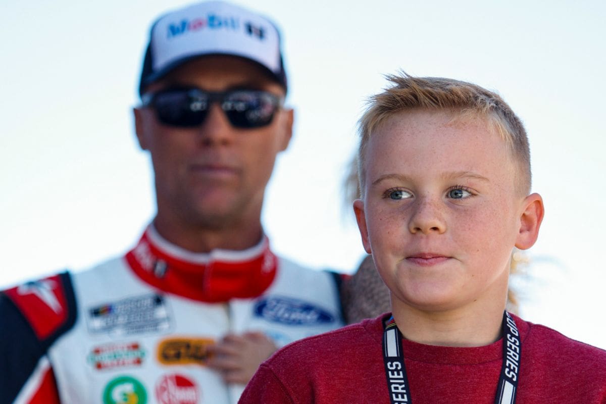 Kevin Harvick's Son Keelan Breaks Down 3